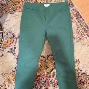 Vineyard Vines Raw Hem Skinny Jeans - NWOT